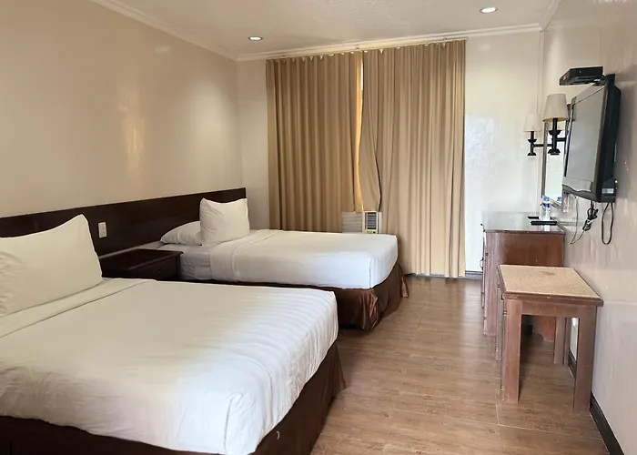 Dottie\'S Place Hotel & Restaurant