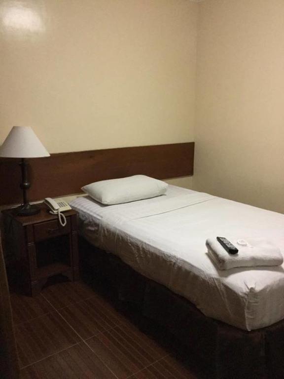 Hotel Dottie's Place & Restaurant Butuan City
