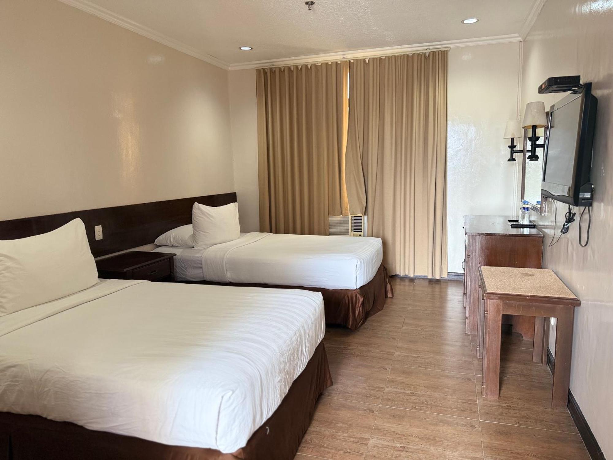 Dottie's Place & Restaurant Hotel Butuan City