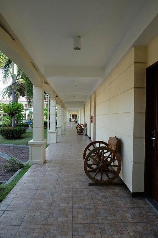 Dottie's Place & Restaurant 3*