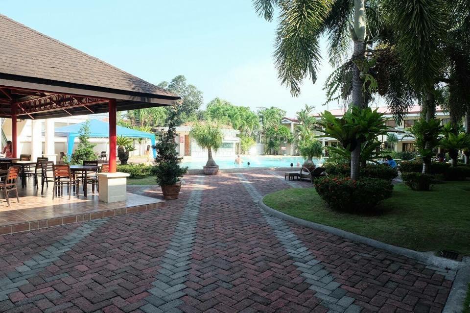 Hotel Dottie's Place & Restaurant